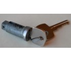 TRIUMPH TR6 TR250 TRUNK LOCK C/W 2 KEYS